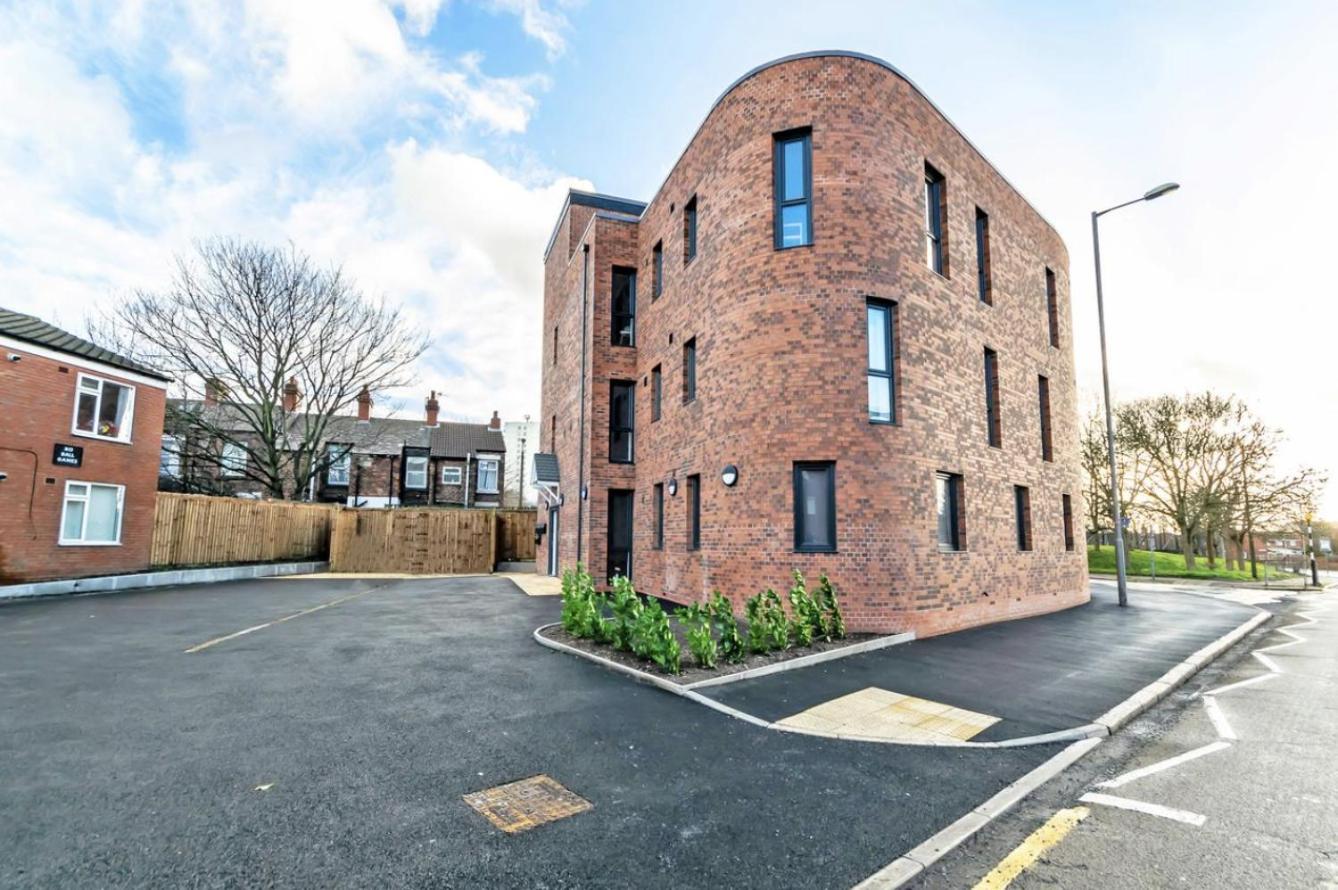 Opp Liverpool - Perfect For Contractors And Travellers, Big Savings Booking 4 Nights Or More!アパートメント エクステリア 写真