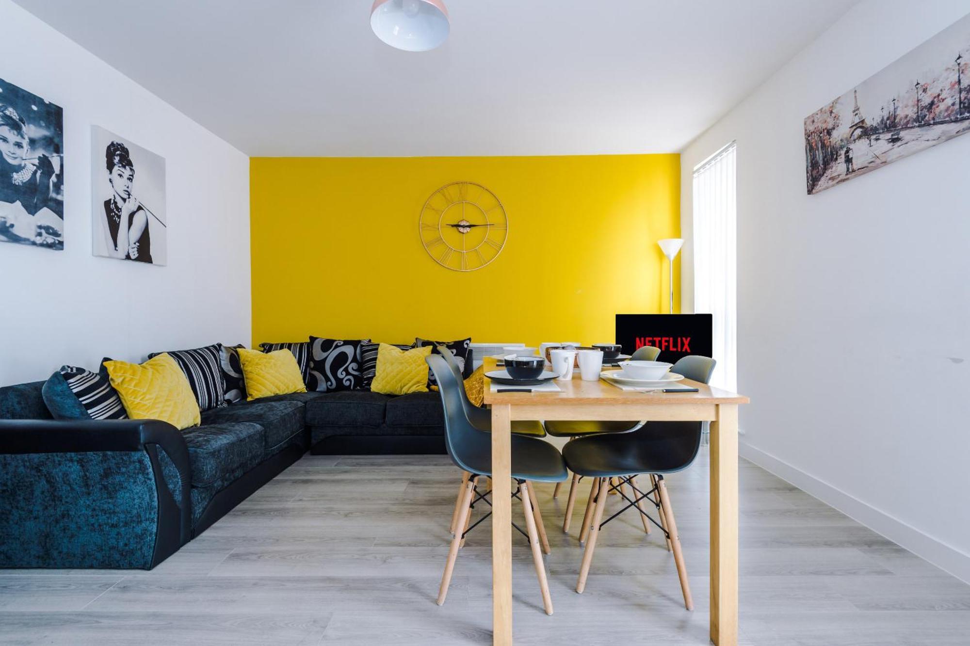 Opp Liverpool - Perfect For Contractors And Travellers, Big Savings Booking 4 Nights Or More!アパートメント 部屋 写真