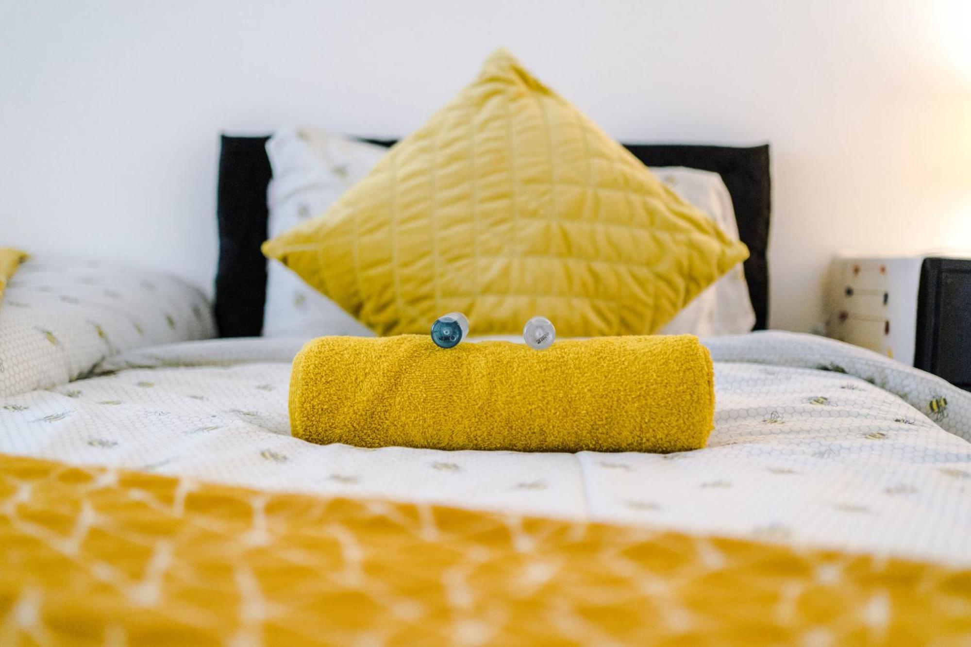 Opp Liverpool - Perfect For Contractors And Travellers, Big Savings Booking 4 Nights Or More!アパートメント 部屋 写真
