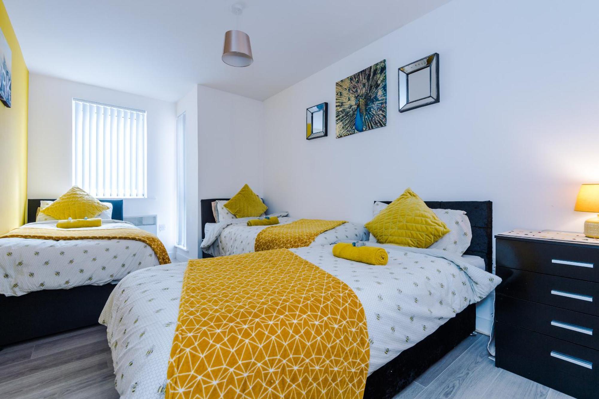 Opp Liverpool - Perfect For Contractors And Travellers, Big Savings Booking 4 Nights Or More!アパートメント 部屋 写真
