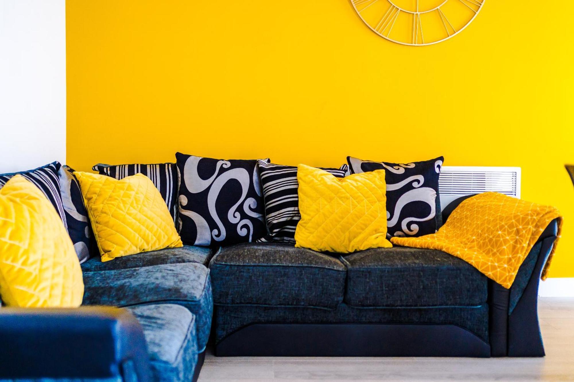 Opp Liverpool - Perfect For Contractors And Travellers, Big Savings Booking 4 Nights Or More!アパートメント 部屋 写真
