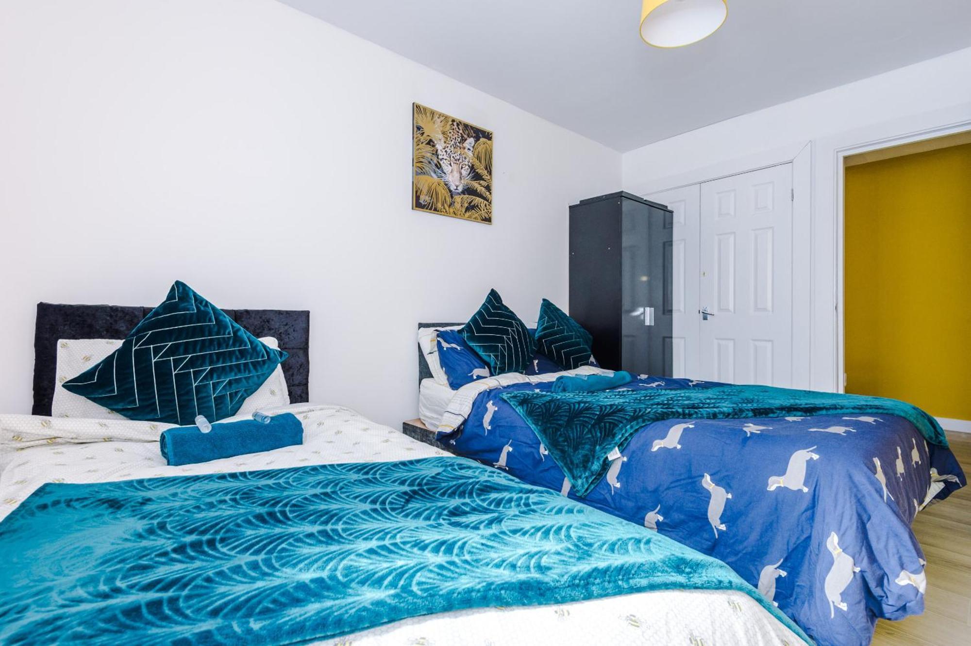 Opp Liverpool - Perfect For Contractors And Travellers, Big Savings Booking 4 Nights Or More!アパートメント 部屋 写真