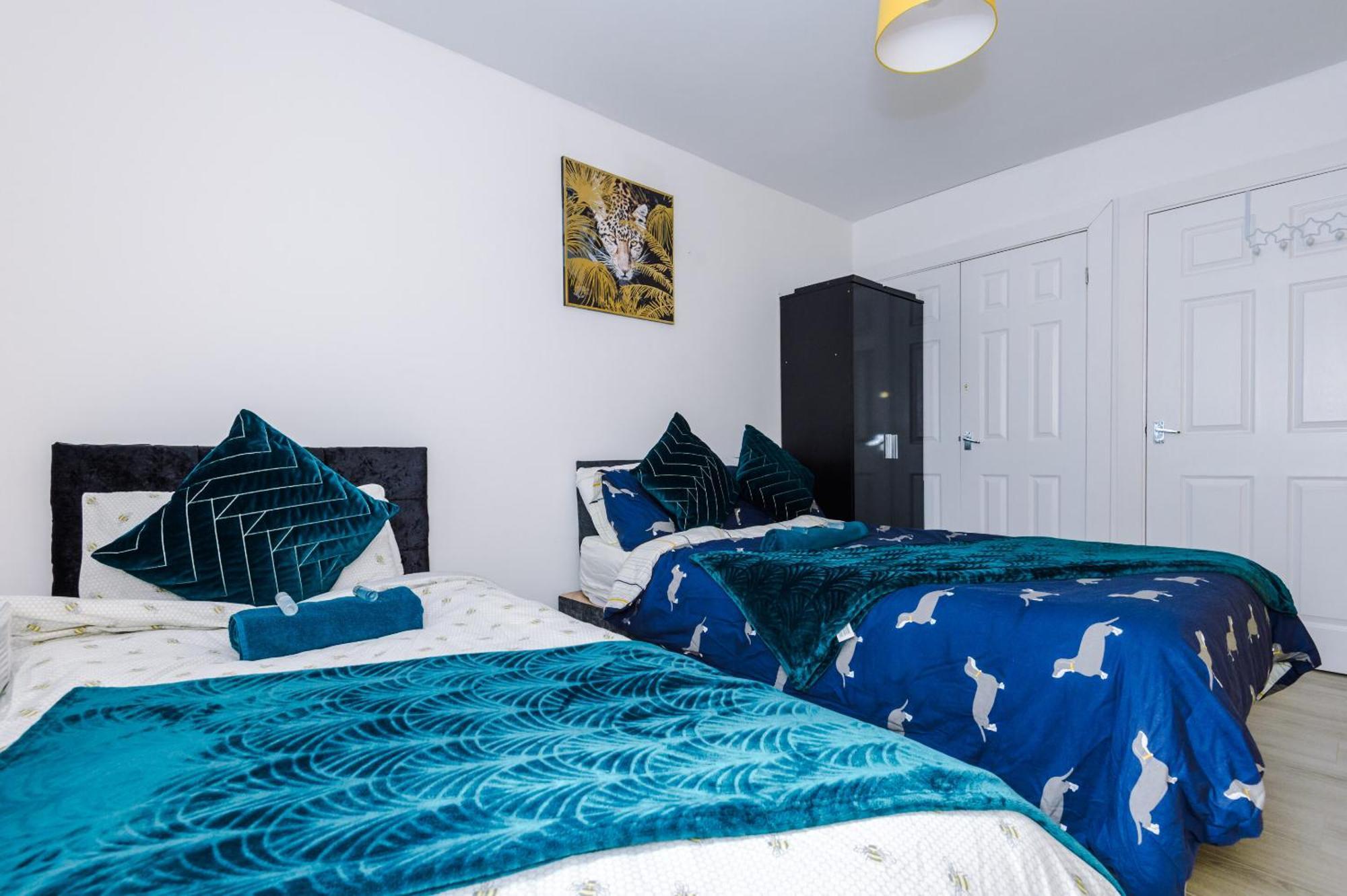 Opp Liverpool - Perfect For Contractors And Travellers, Big Savings Booking 4 Nights Or More!アパートメント 部屋 写真
